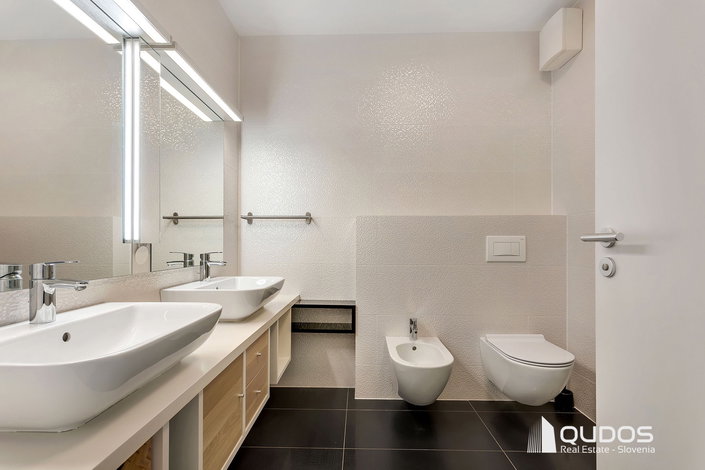 Lokacija: Ljubljana mesto, Šiška, Sp. Šiška