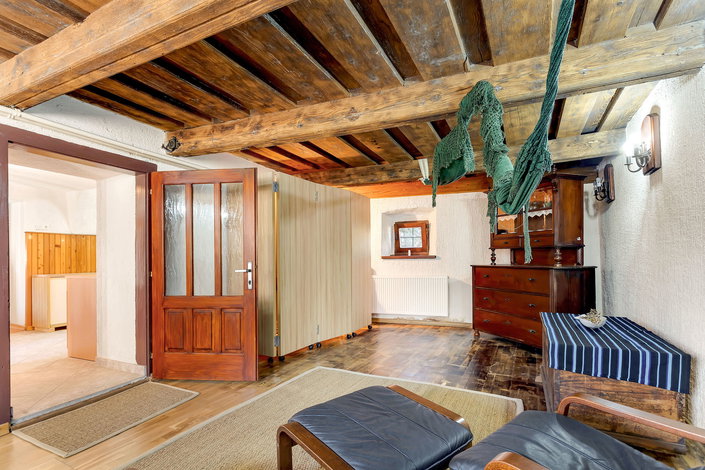 Lokacija: Notranjsko - kraška, Postojna, Koče