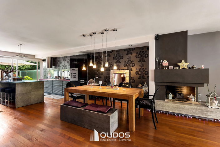 Lokacija: Ljubljana mesto, Šiška, Mostec