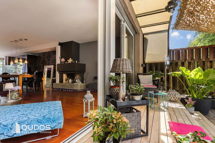 Lokacija: Ljubljana mesto, Šiška, Mostec