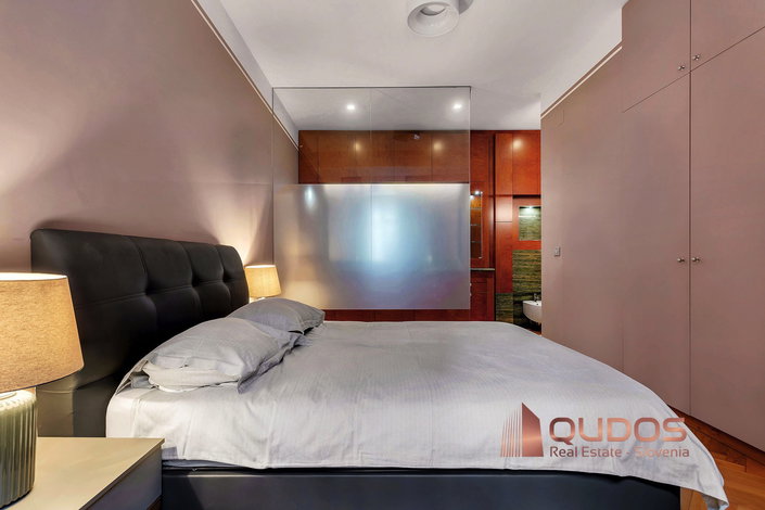 Lokacija: Ljubljana mesto, Center, Stara Ljubljana