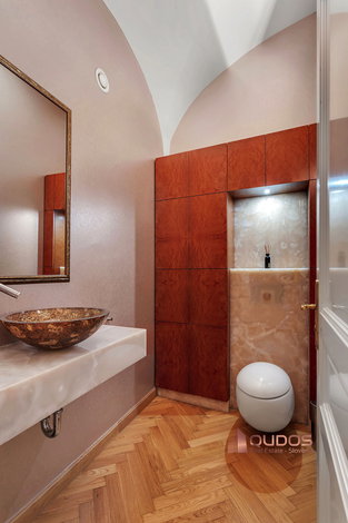 Lokacija: Ljubljana mesto, Center, Stara Ljubljana