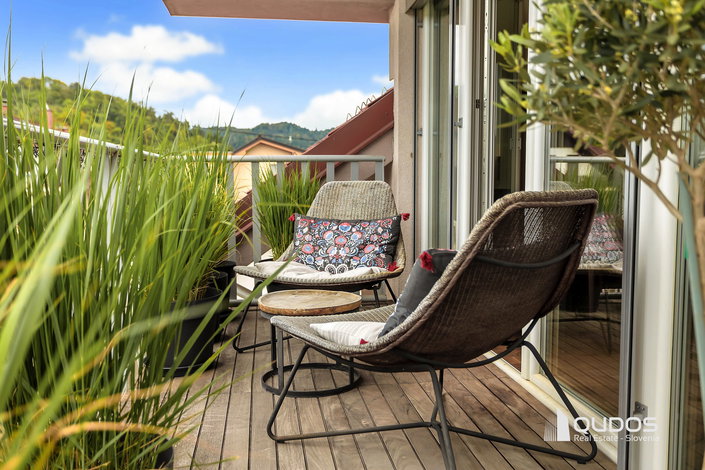 Lokacija: Ljubljana mesto, Šiška, Podutik