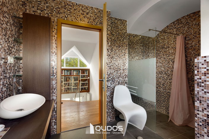 Lokacija: Ljubljana okolica, Škofljica, Smrjene