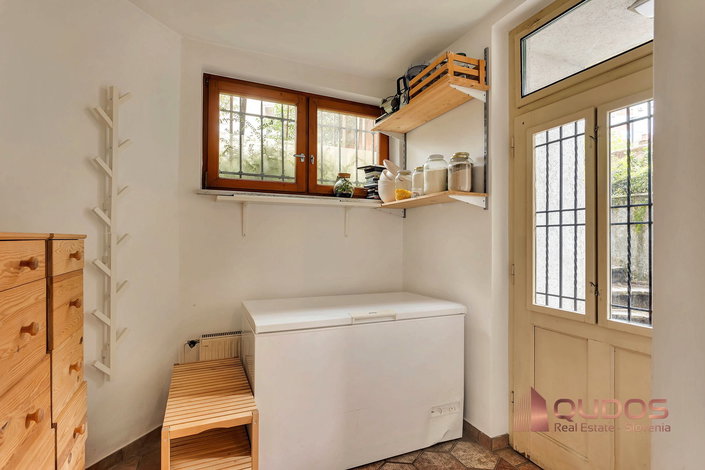 Lokacija: Ljubljana mesto, Šiška, Zg. Šiška