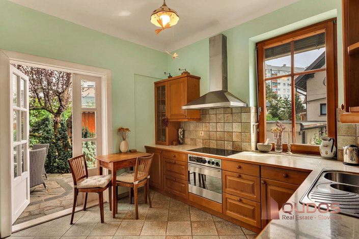 Lokacija: Ljubljana mesto, Šiška, Zg. Šiška