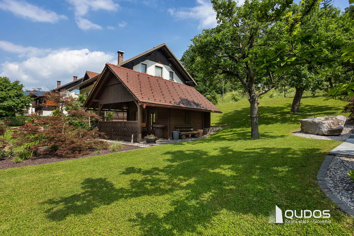 Lokacija: Ljubljana okolica, Vrhnika, Podlipa