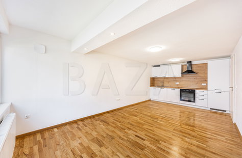 Podravska, Maribor, Studenci, Oddaja, Stanovanje, 3-sobno, 80 m<sup>2</sup>, 1971