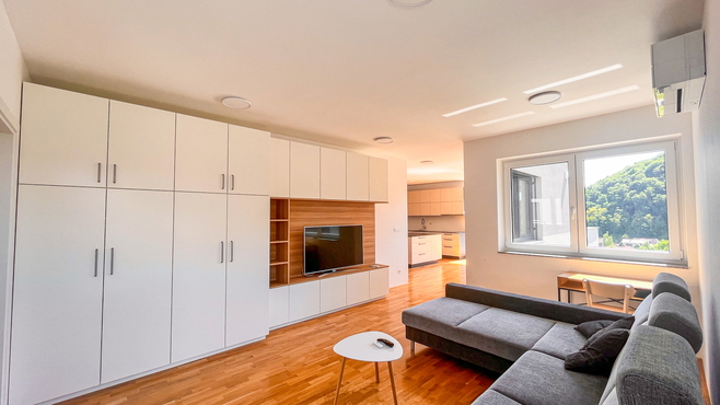 Bright penthouse with a spacious terrace