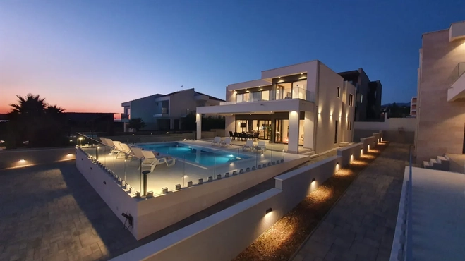 Novalja, Pag Island - Exclusive villa with pool
