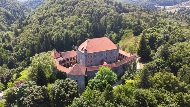Mirna - Castle from the mid-12th century