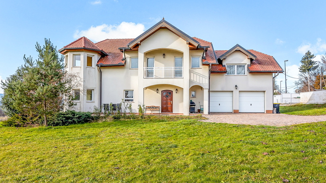 For sale: detached house in Vodice with southeast orientation
