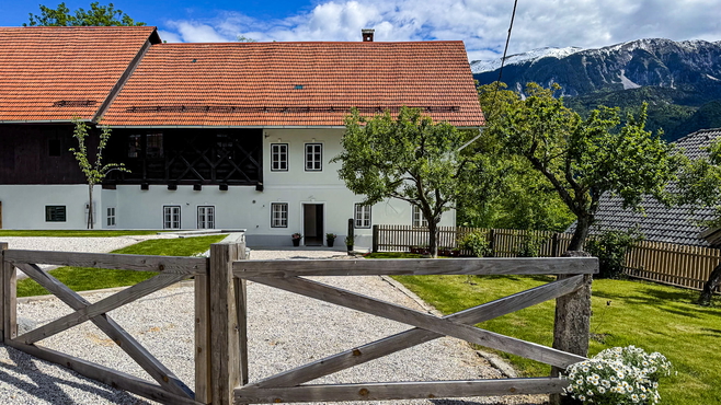 Pr’ Konjič – renoviertes historisches Alpenanwesen in der Nähe von Bled