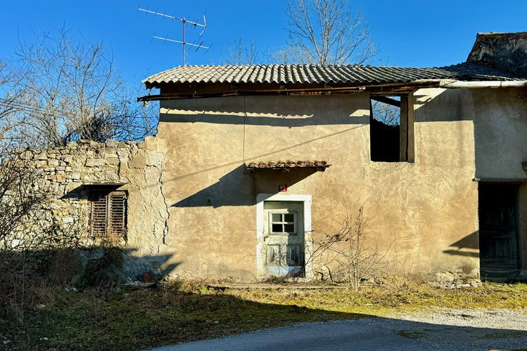Location: Obalno - kraška, Hrpelje - Kozina, Golac