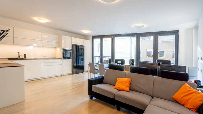 Lokacija: Ljubljana mesto, Center, Center