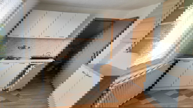 Lokacija: Ljubljana mesto, Vič-Rudnik, Brdo