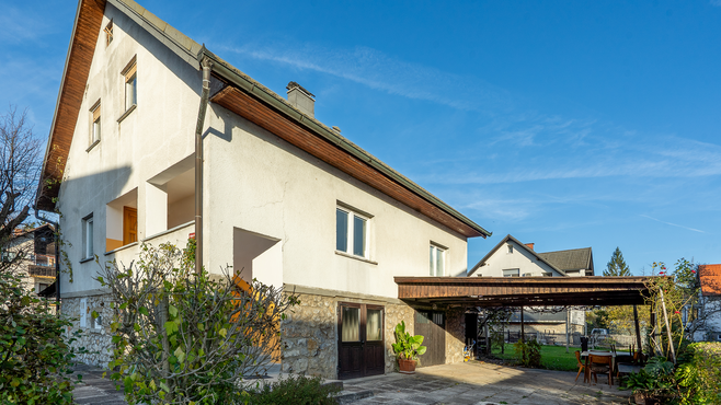 Lokacija: Savinjska, Celje, Celje