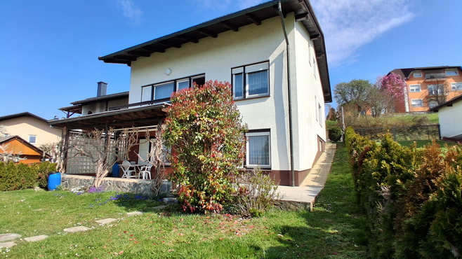 Lokacija: Savinjska, Celje, Ostrožno