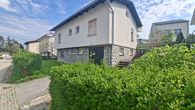 Lokacija: Savinjska, Celje, Hudinja