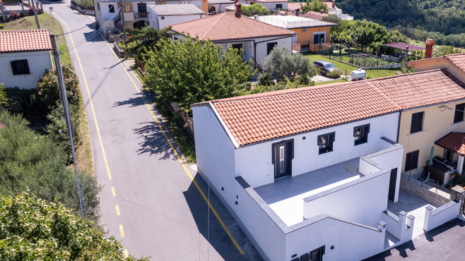 Lokacija: Obalno - kraška, Koper, Šmarje