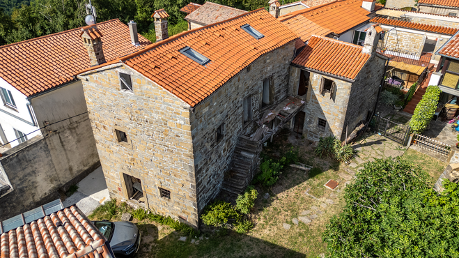 Lokacija: Obalno - kraška, Koper, Labor