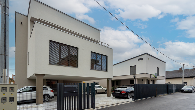 Lokacija: Ljubljana mesto, Bežigrad, Bežigrad