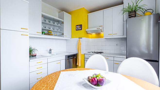 Lokacija: Obalno - kraška, Koper, Markovec