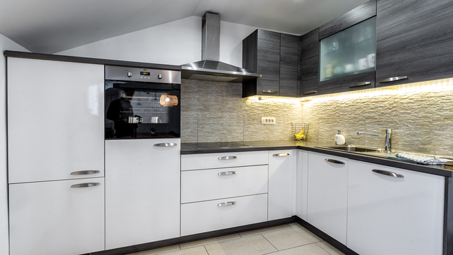 Lokacija: Jugovzhodna Slovenija, Kočevje, Mahovnik