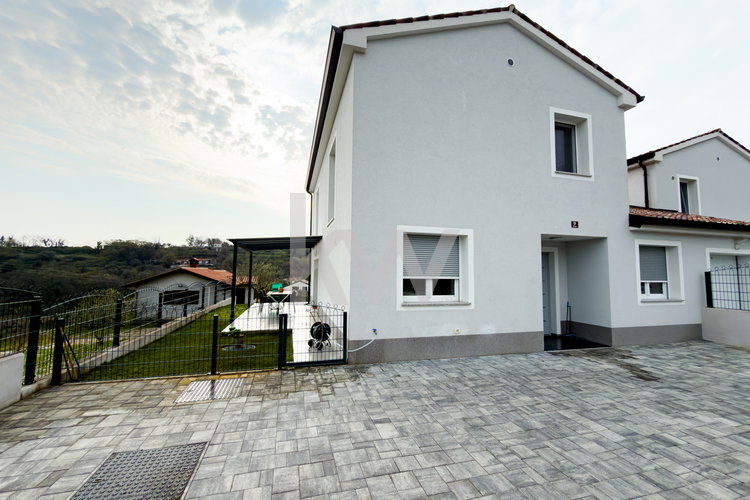 Location: Obalno - kraška, Koper, Grinjan
