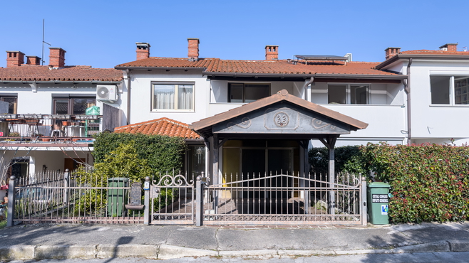 Lokacija: Obalno - kraška, Izola, Izola