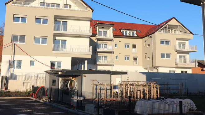 Lokacija: Pomurska, Apače, Apače