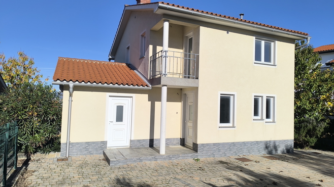 Lokacija: Obalno - kraška, Koper, Hrvatini