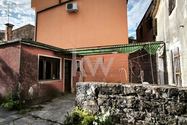 Ubicación: Obalno - kraška, Piran, Nova vas nad Dragonjo