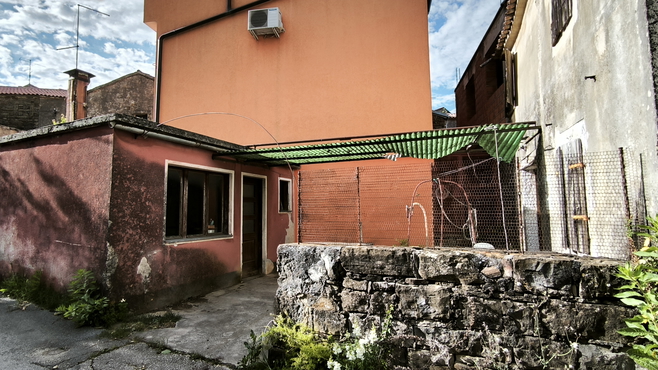 Lokacija: Obalno - kraška, Piran, Nova vas nad Dragonjo