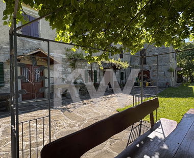 Lokacija: Obalno - kraška, Koper, Lukini