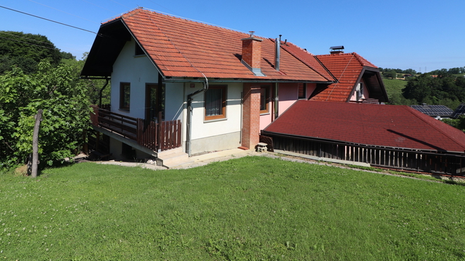 Lokacija: Pomurska, Gornja Radgona, Črešnjevci