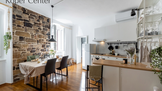 Lokacija: Obalno - kraška, Koper, Center