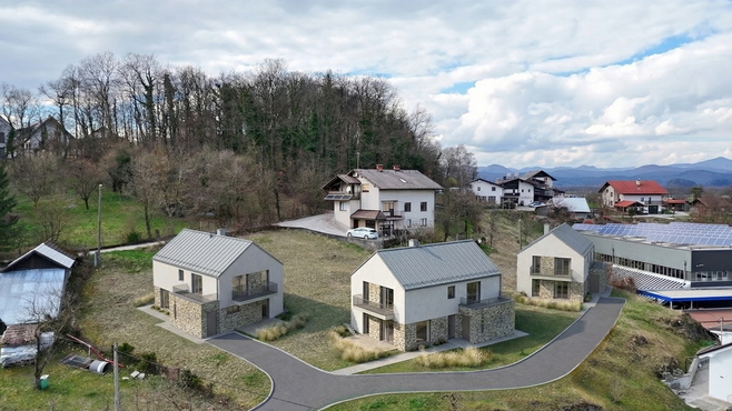 Lokacija: Ljubljana okolica, Brezovica, Kamnik pod Krimom