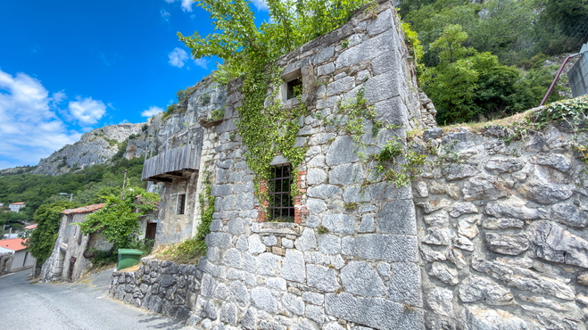 Lokacija: Obalno - kraška, Koper, Podpeč