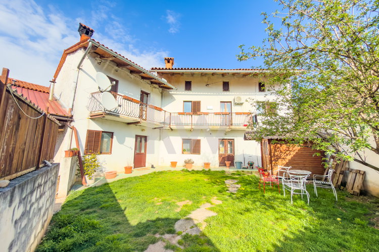 Lokacija: Obalno - kraška, Sežana, Veliki dol