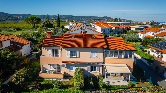 Lokacija: Obalno - kraška, Koper, Bertoki