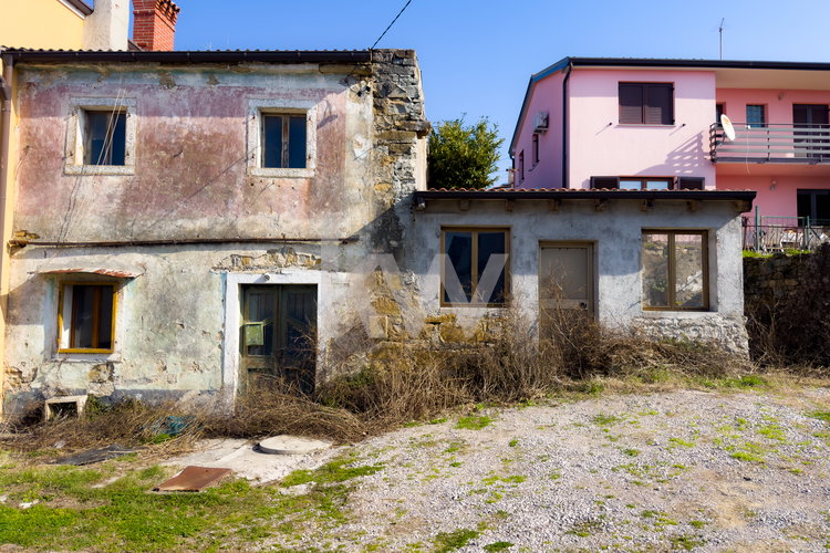 Lokacija: Obalno - kraška, Koper, Zgornje Škofije