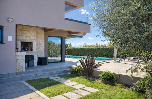 Lokacija: Hrvaška, Istarska županija, Poreč, Nova Vas