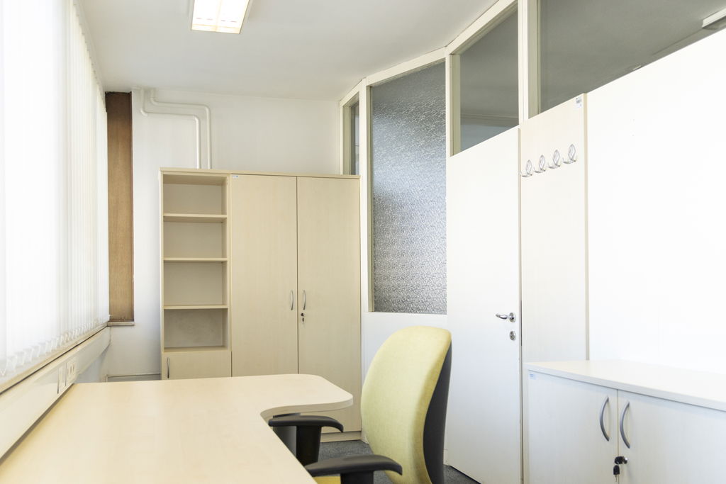 Poslovni prostor LJ. CENTER ZEMLJEMERSKA ULICA