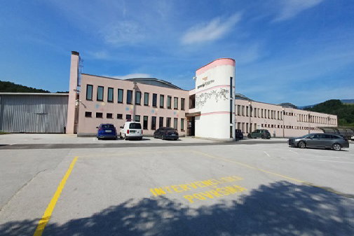 Lokacija: Savinjska, Šmartno ob Paki, Gorenje