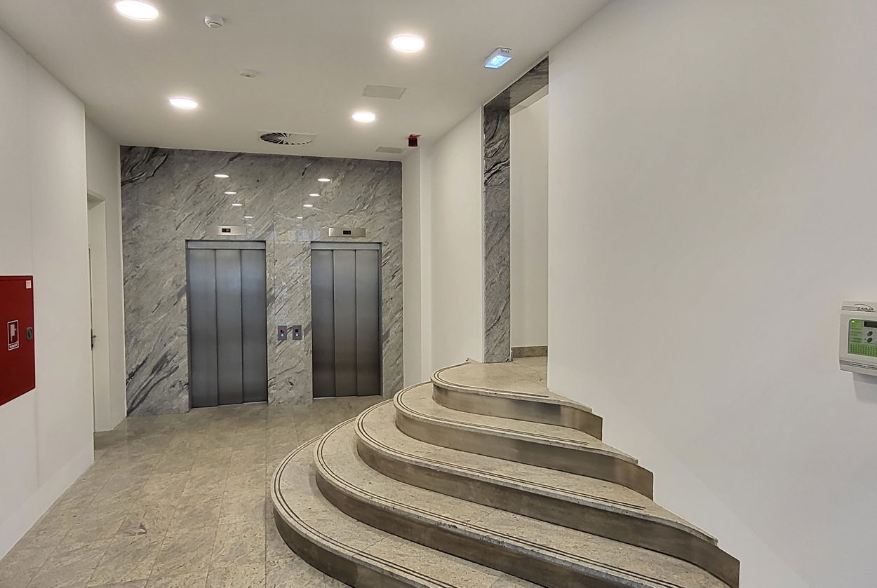 Lokacija: Ljubljana mesto, Center