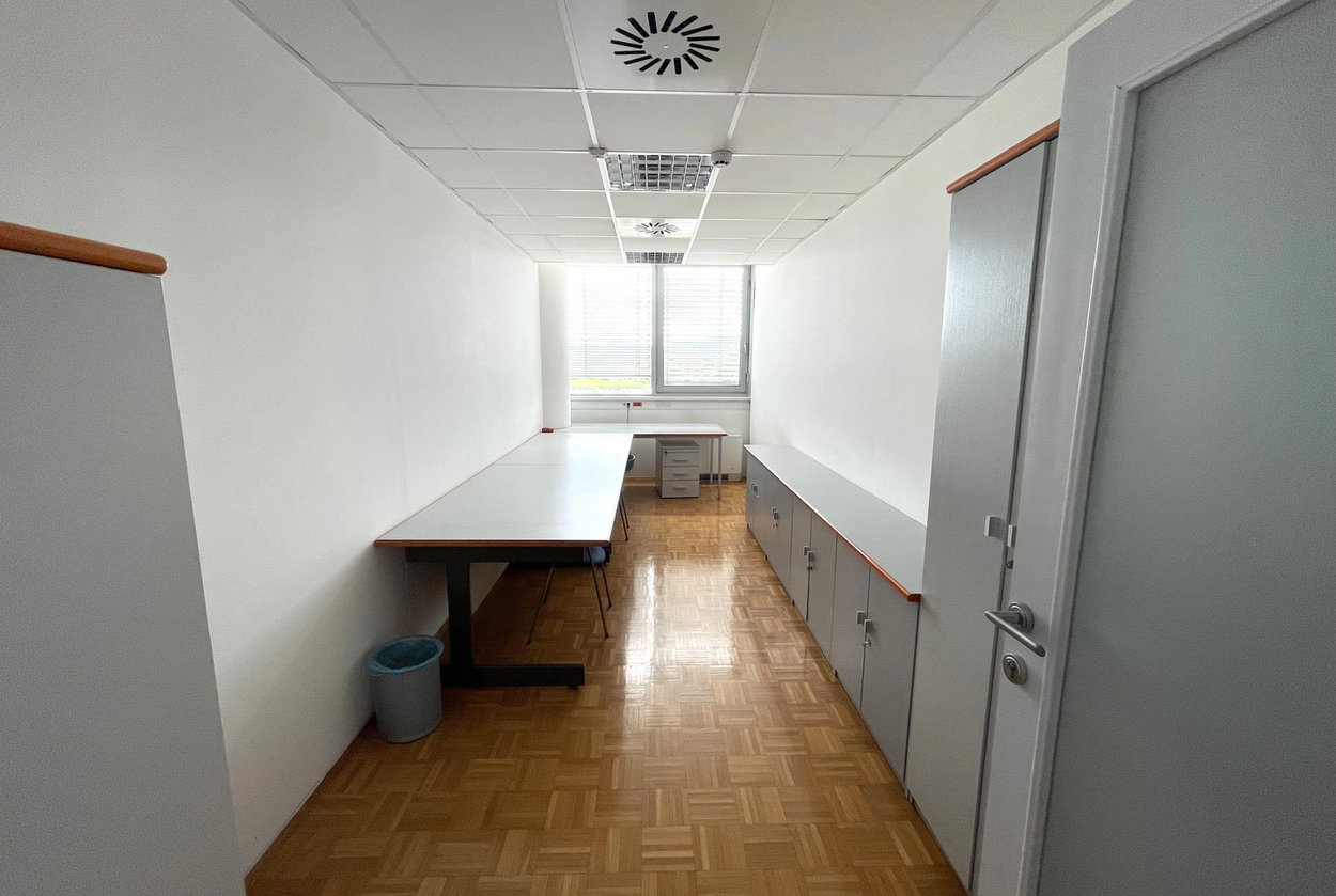 Lokacija: Ljubljana mesto, Moste-Polje, BTC