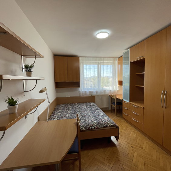 Lokacija: Ljubljana mesto, Vič-Rudnik, Trnovo