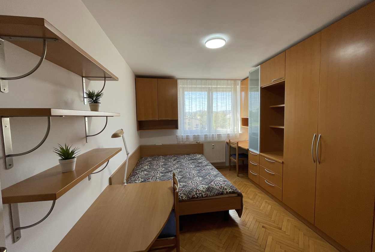 Lokacija: Ljubljana mesto, Vič-Rudnik, Trnovo