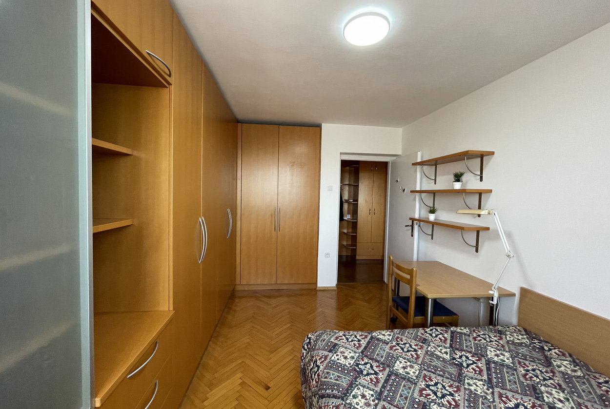 Lokacija: Ljubljana mesto, Vič-Rudnik, Trnovo